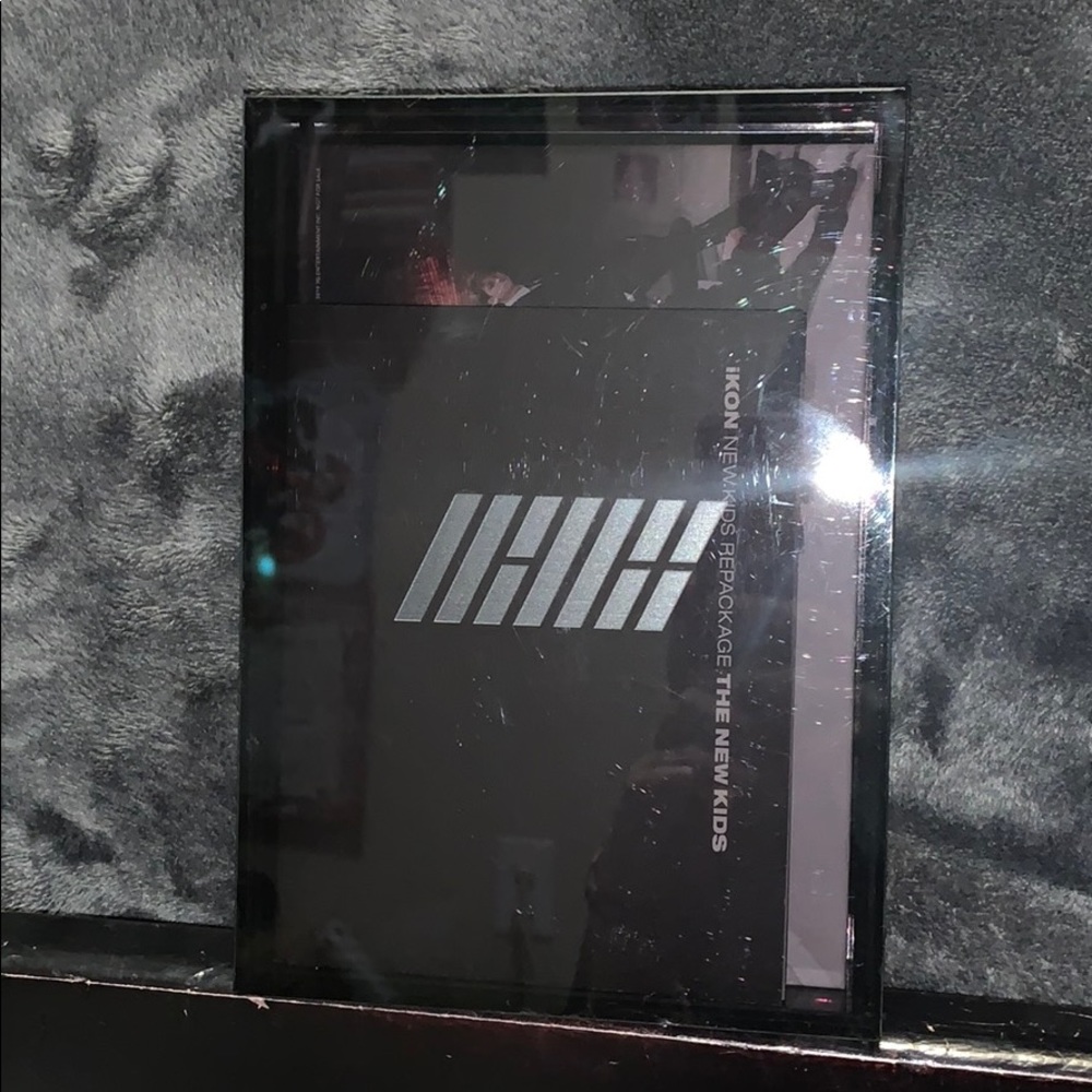 iKON New Kids repackage album
